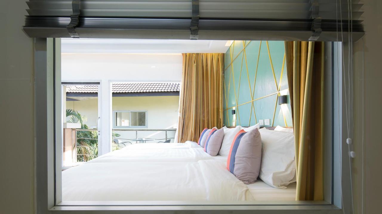 Araya Hotel Uttaradit Exterior photo